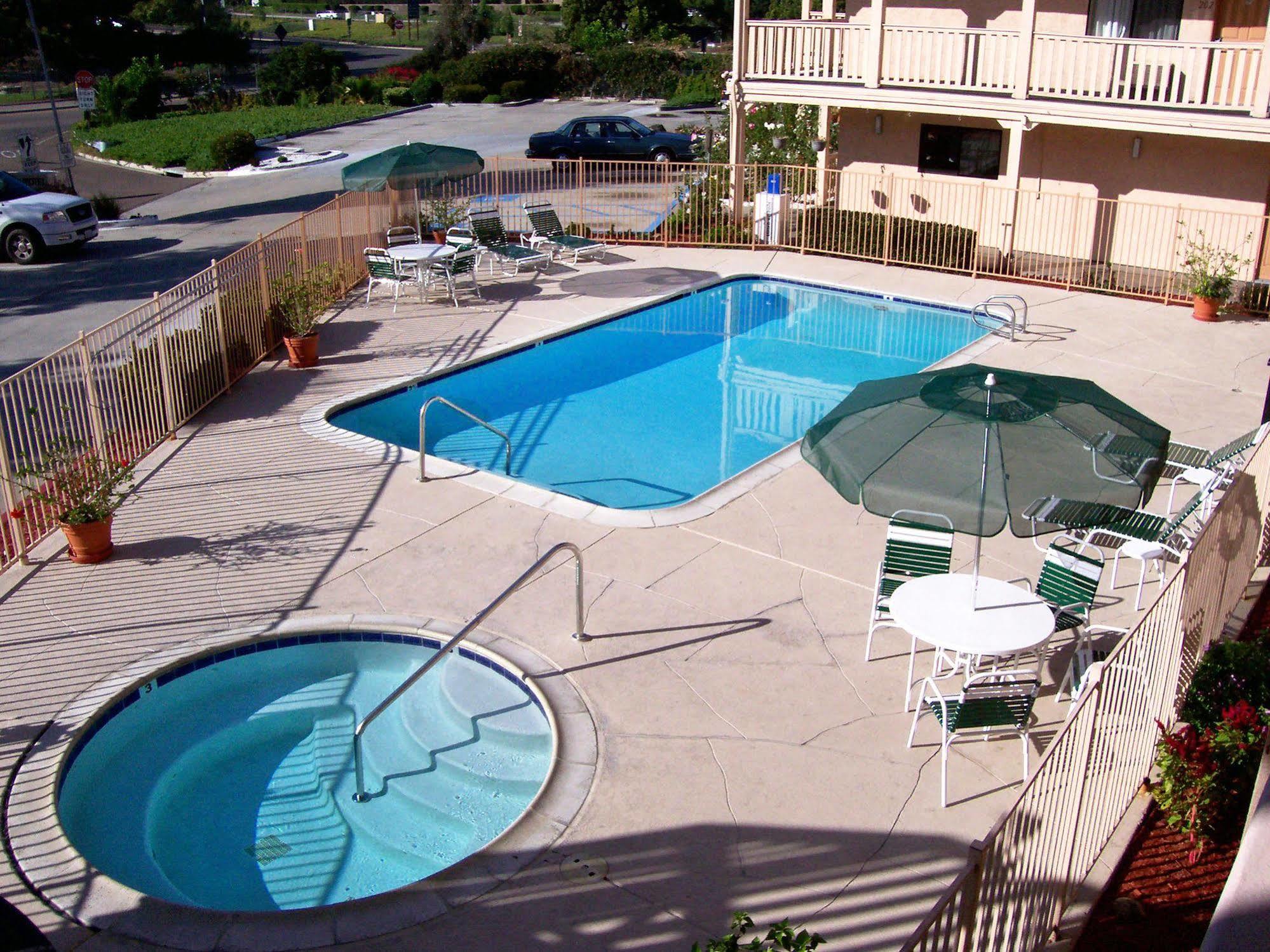 Heritage Inn La Mesa Exterior photo